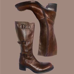 Casadei, dark brown zip-up, buckled riding boots. 👢